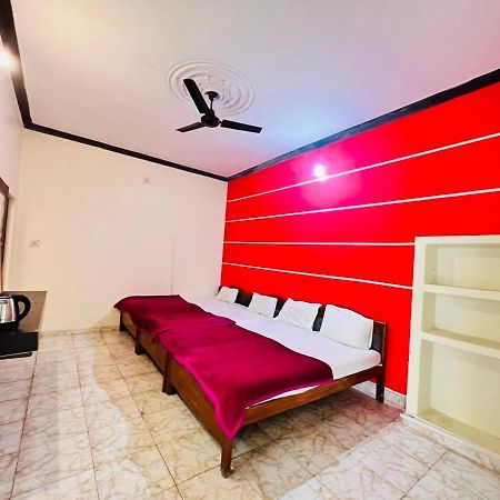 เฮดควอเตอร์ ขชุรโห Hostel ขชุราโห ภายนอก รูปภาพ