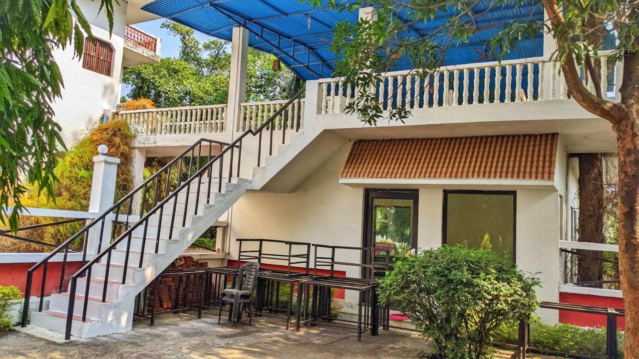 เฮดควอเตอร์ ขชุรโห Hostel ขชุราโห ภายนอก รูปภาพ